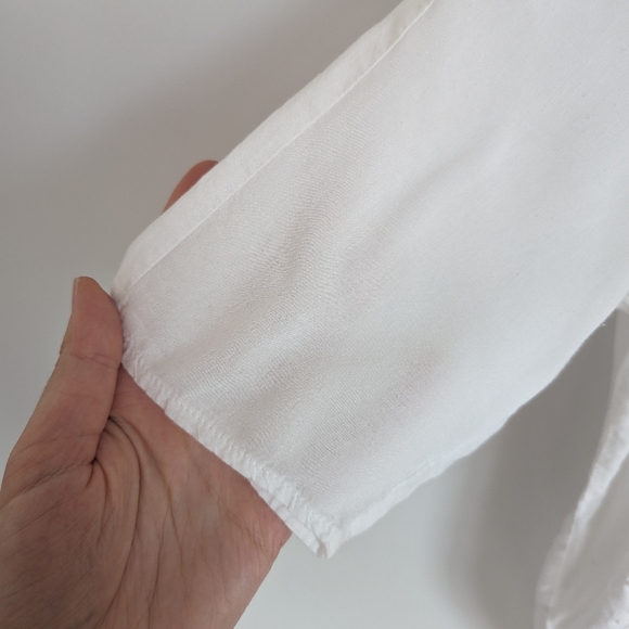 2 For $20 - Mango Embroidery top - Picture 3 of 4